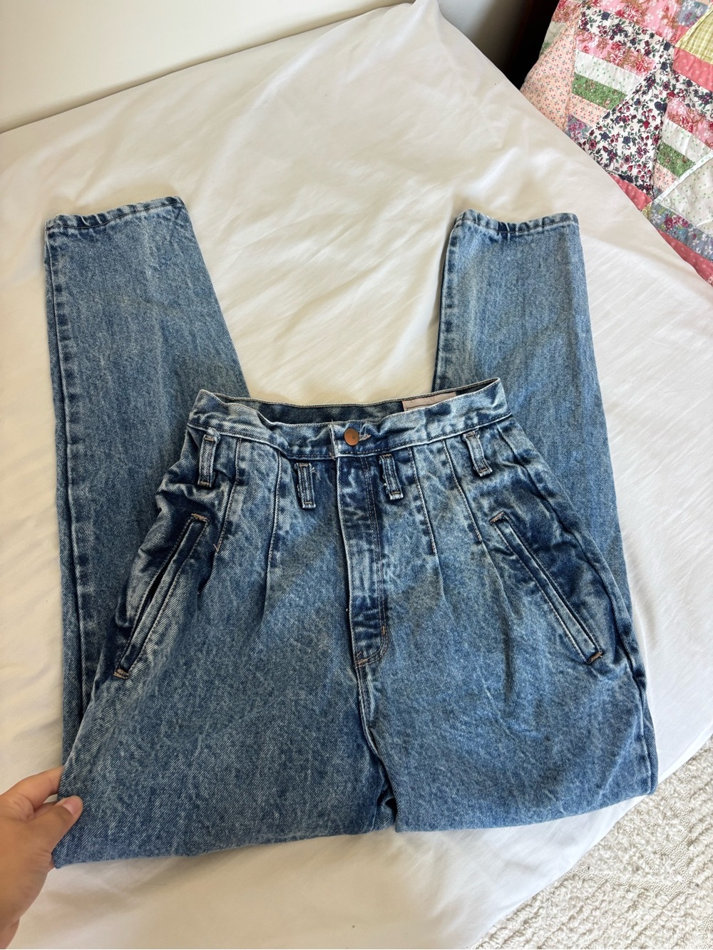 Vintage 80s High-Waisted Pleated Blue Women's Jeans size 0